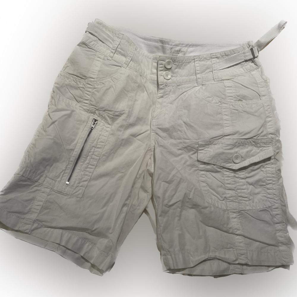 Calvin Klein women’s white sporty lightweight cotton shorts
